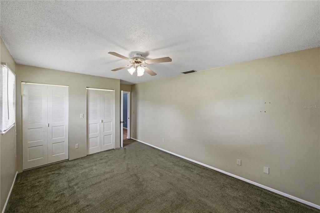 For Sale: $319,900 (2 beds, 2 baths, 1456 Square Feet)