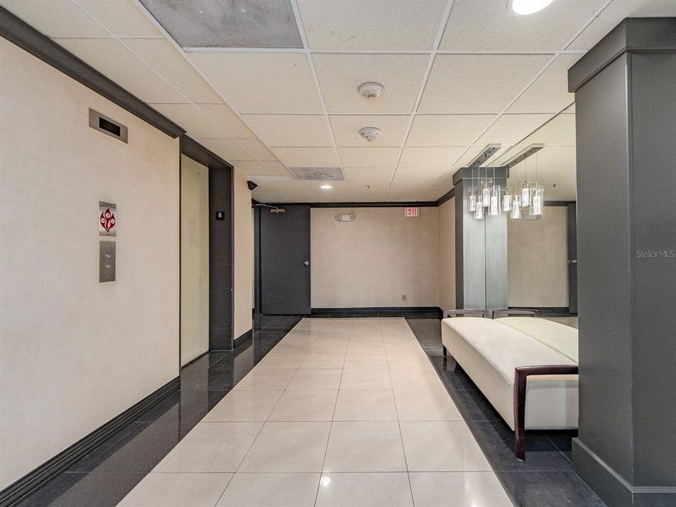En Venta: $725,000 (2 camas, 2 baños, 1394 Pies cuadrados)