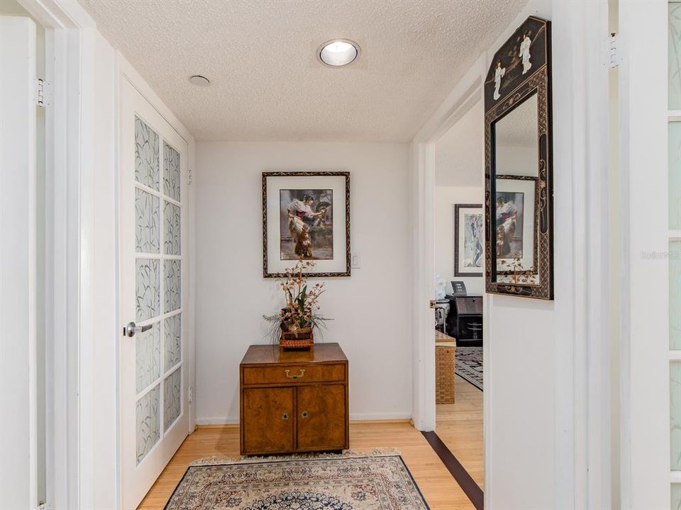 En Venta: $725,000 (2 camas, 2 baños, 1394 Pies cuadrados)