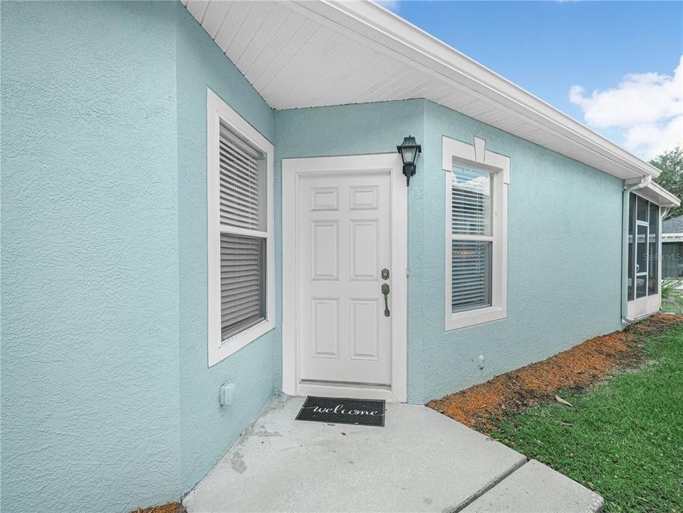 For Sale: $270,000 (3 beds, 2 baths, 1487 Square Feet)