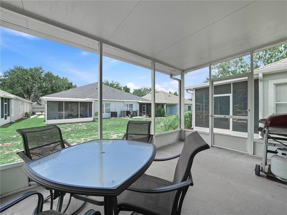 For Sale: $270,000 (3 beds, 2 baths, 1487 Square Feet)