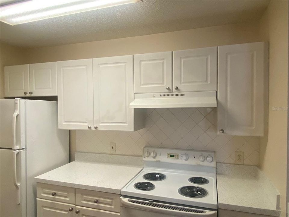 В аренду: $1,395 (2 спален, 2 ванн, 1083 Квадратных фут)