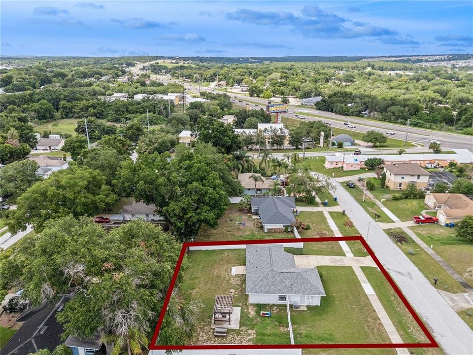 For Sale: $329,000 (3 beds, 2 baths, 1077 Square Feet)