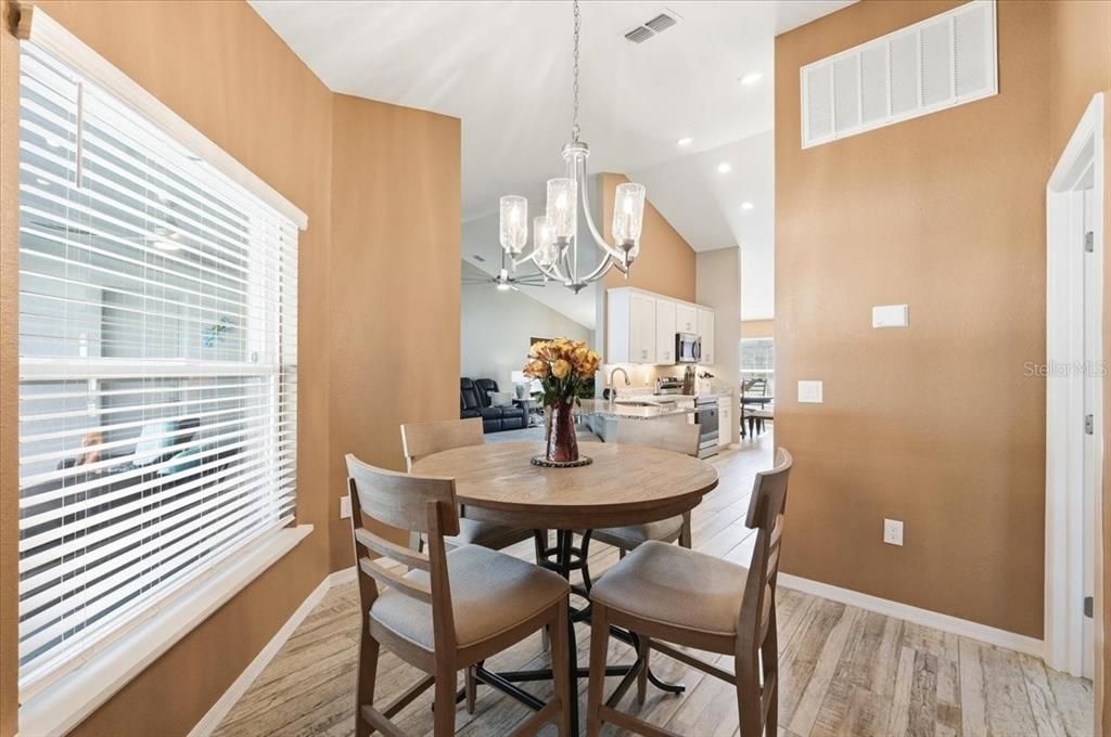 For Sale: $400,000 (3 beds, 2 baths, 1886 Square Feet)