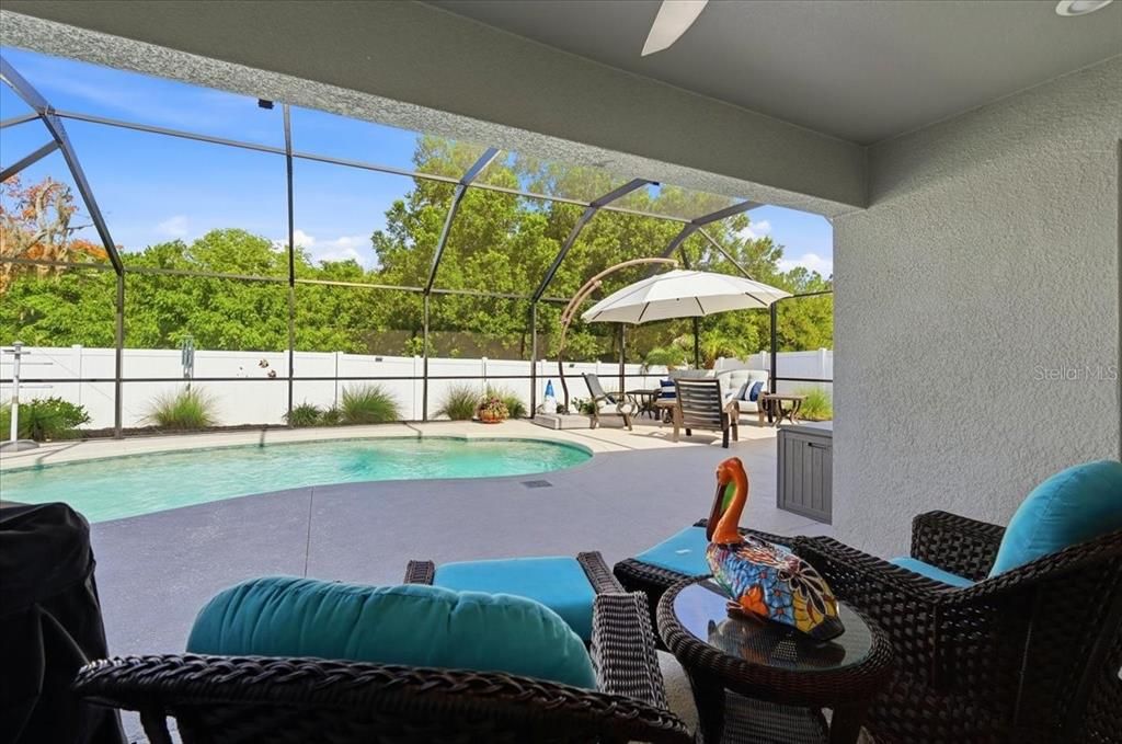 For Sale: $400,000 (3 beds, 2 baths, 1886 Square Feet)