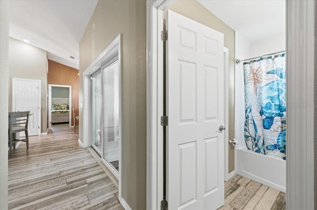For Sale: $400,000 (3 beds, 2 baths, 1886 Square Feet)