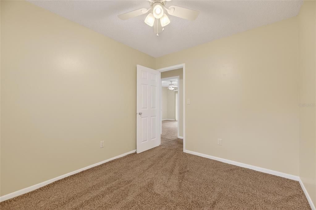 For Sale: $319,995 (3 beds, 2 baths, 1184 Square Feet)