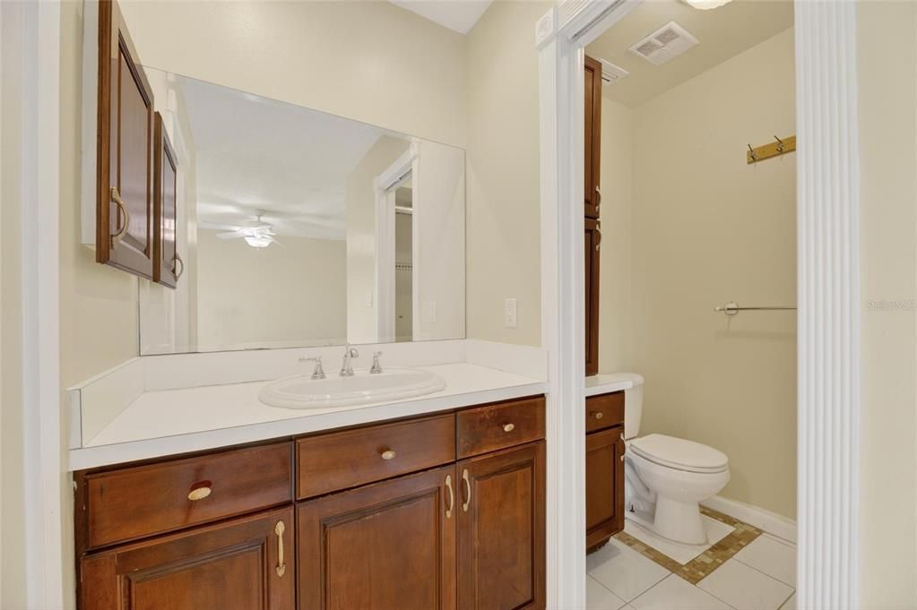 For Sale: $319,995 (3 beds, 2 baths, 1184 Square Feet)
