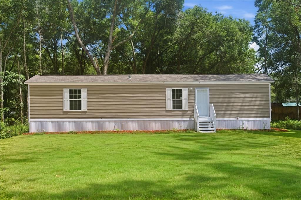 For Sale: $238,000 (2 beds, 2 baths, 747 Square Feet)
