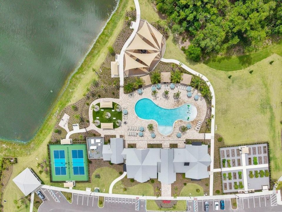 For Rent: $3,500 (5 beds, 3 baths, 2597 Square Feet)