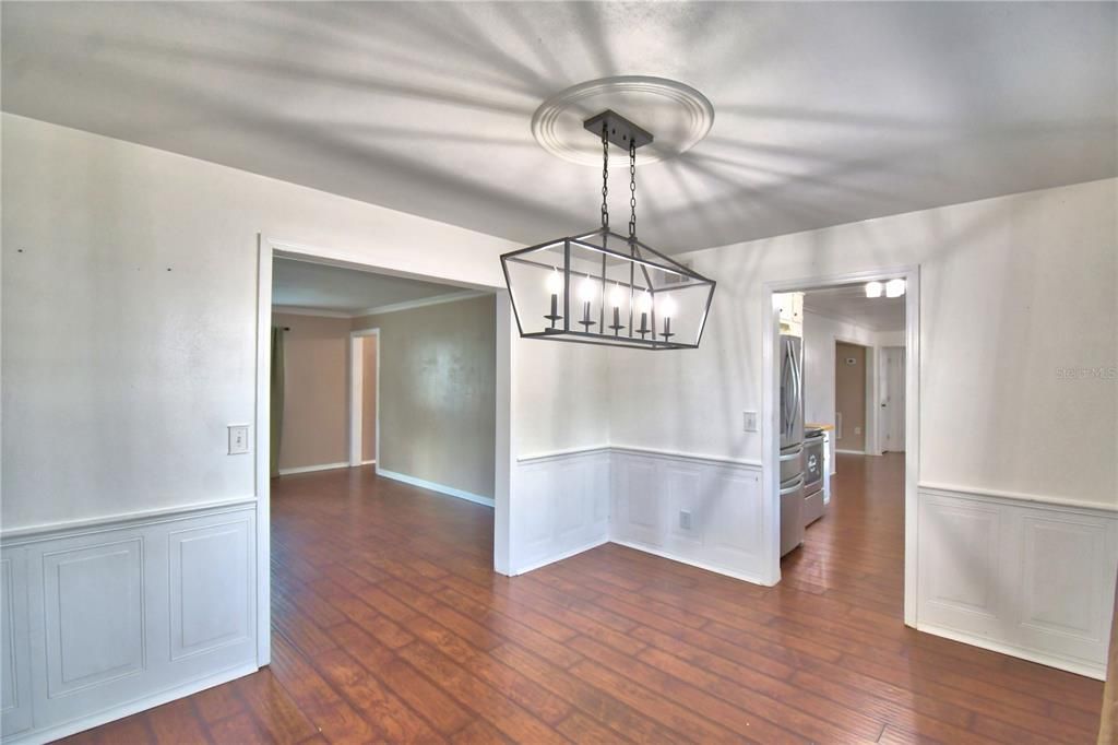 For Sale: $399,900 (4 beds, 3 baths, 2262 Square Feet)