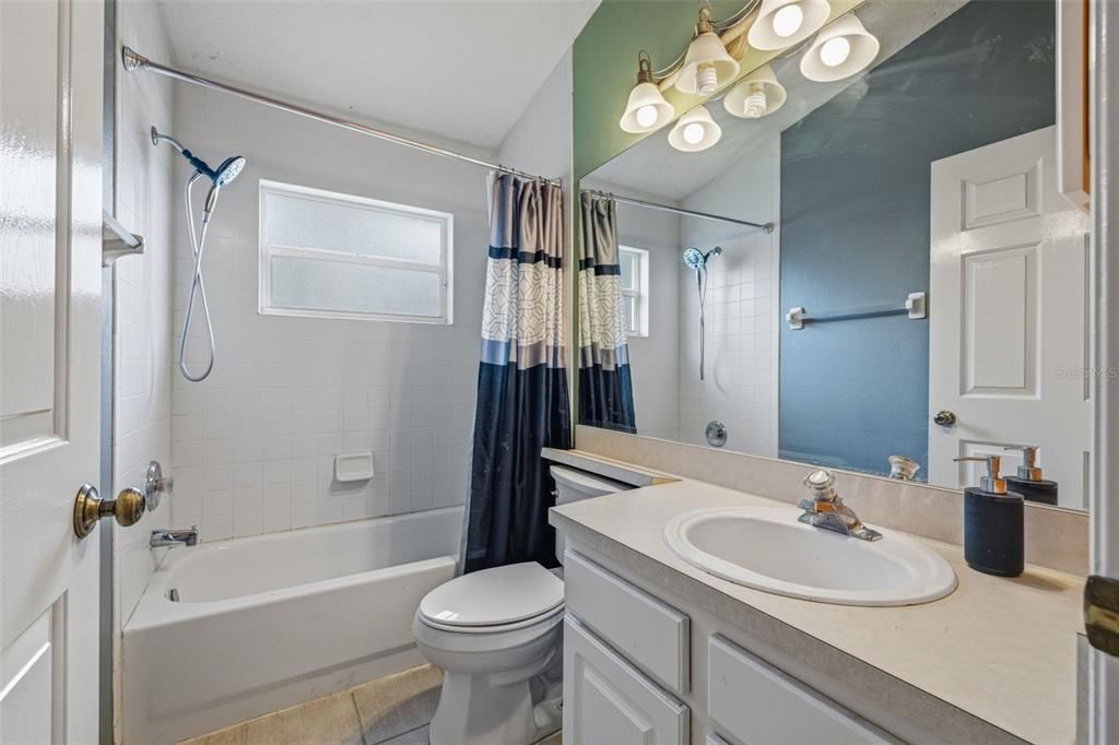 For Sale: $435,000 (4 beds, 2 baths, 2001 Square Feet)