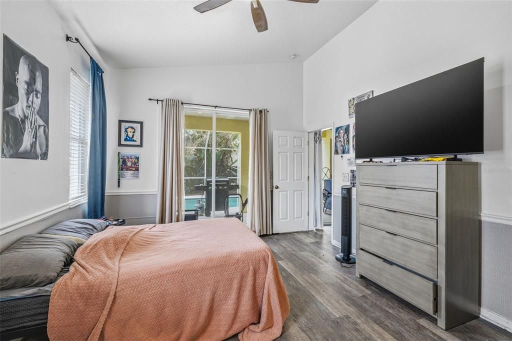 For Sale: $435,000 (4 beds, 2 baths, 2001 Square Feet)