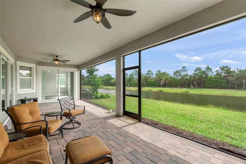 For Sale: $989,000 (3 beds, 3 baths, 2626 Square Feet)