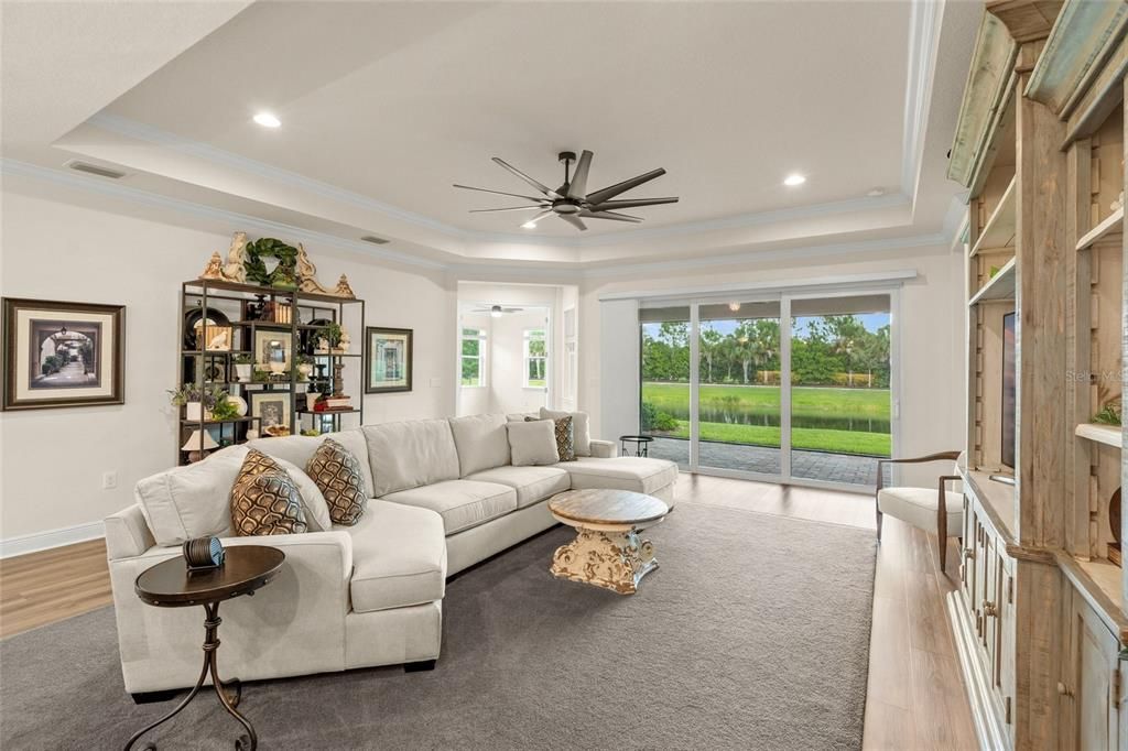 For Sale: $989,000 (3 beds, 3 baths, 2626 Square Feet)