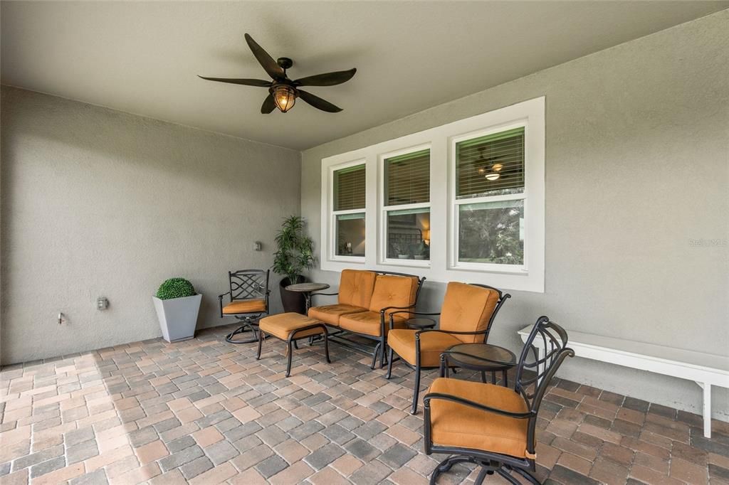 For Sale: $989,000 (3 beds, 3 baths, 2626 Square Feet)