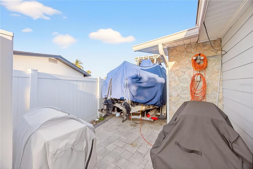 For Sale: $625,000 (4 beds, 2 baths, 1626 Square Feet)
