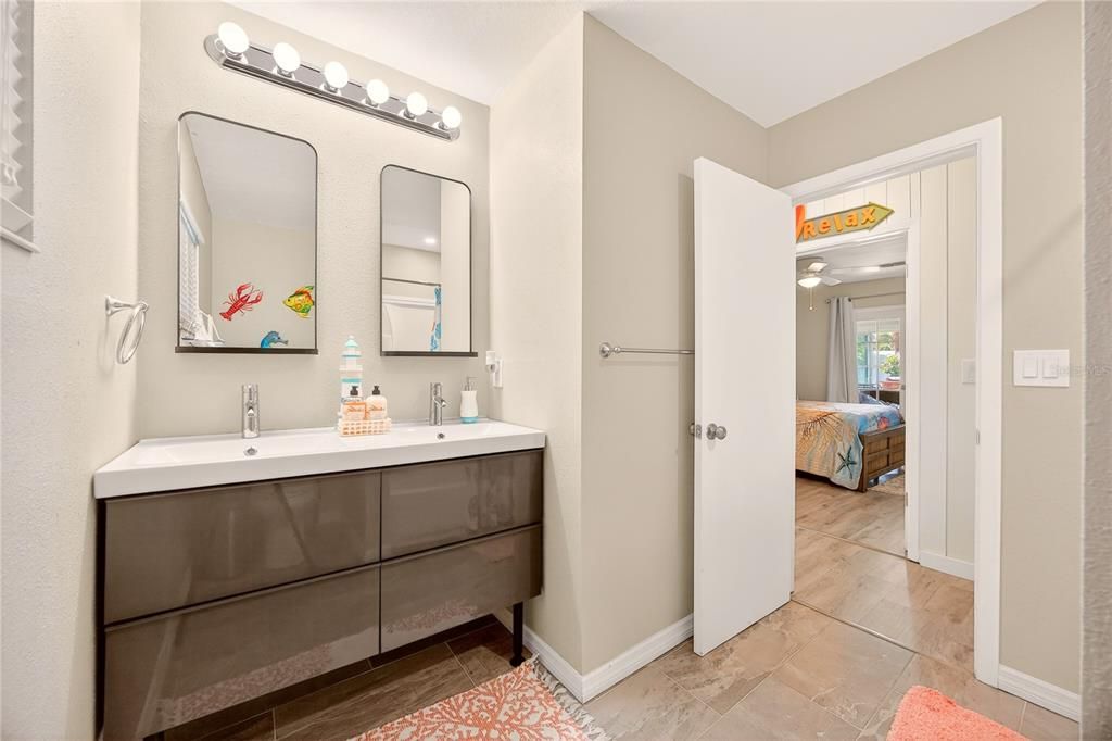 For Sale: $625,000 (4 beds, 2 baths, 1626 Square Feet)