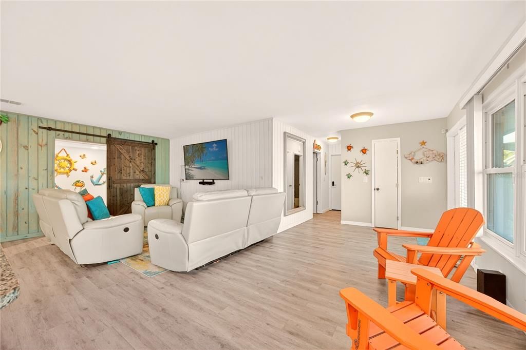 For Sale: $625,000 (4 beds, 2 baths, 1626 Square Feet)