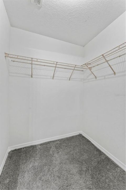 For Sale: $179,000 (2 beds, 2 baths, 1168 Square Feet)