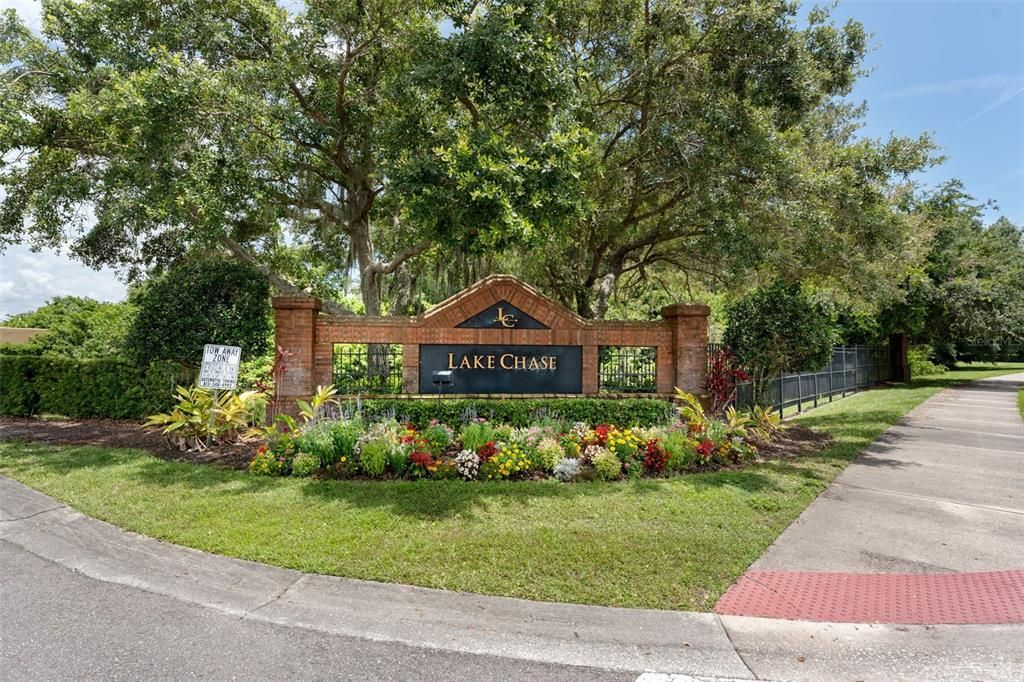 For Sale: $179,000 (2 beds, 2 baths, 1168 Square Feet)