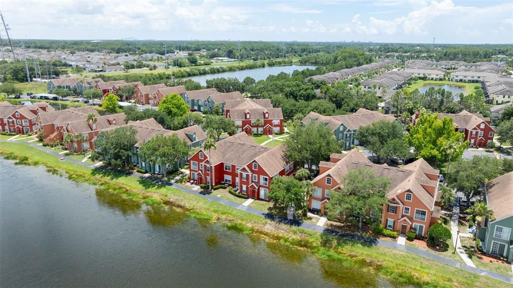 For Sale: $179,000 (2 beds, 2 baths, 1168 Square Feet)