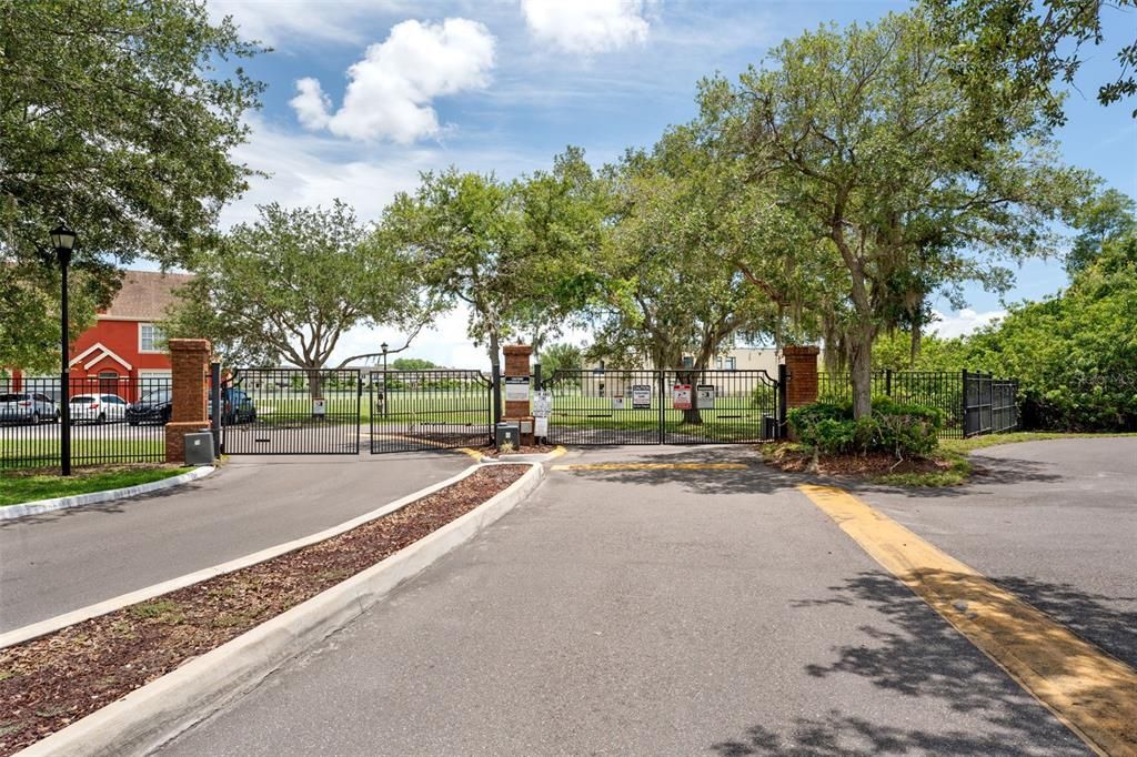 For Sale: $179,000 (2 beds, 2 baths, 1168 Square Feet)