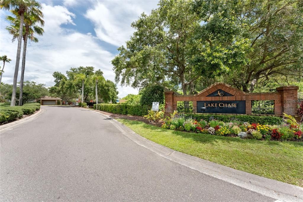 For Sale: $179,000 (2 beds, 2 baths, 1168 Square Feet)