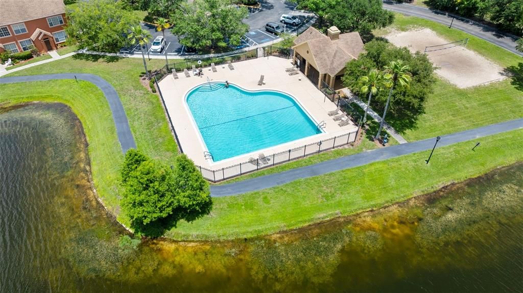 For Sale: $179,000 (2 beds, 2 baths, 1168 Square Feet)