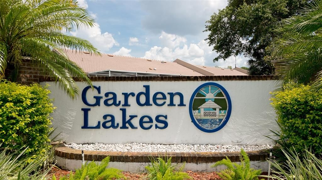 For Sale: $389,999 (3 beds, 2 baths, 1838 Square Feet)
