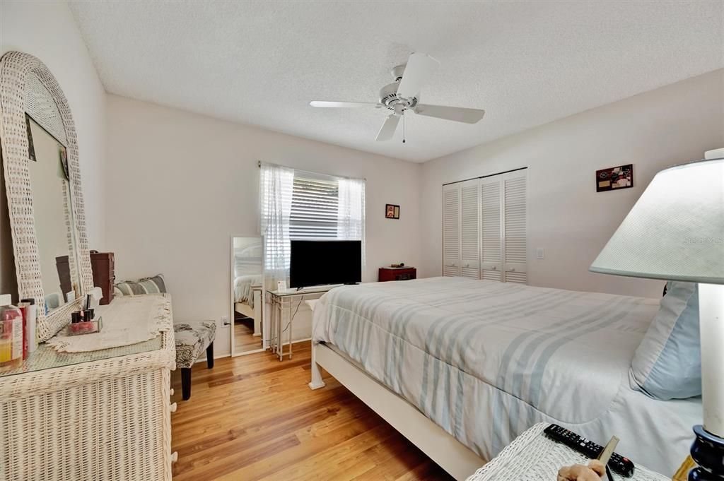 For Sale: $389,999 (3 beds, 2 baths, 1838 Square Feet)
