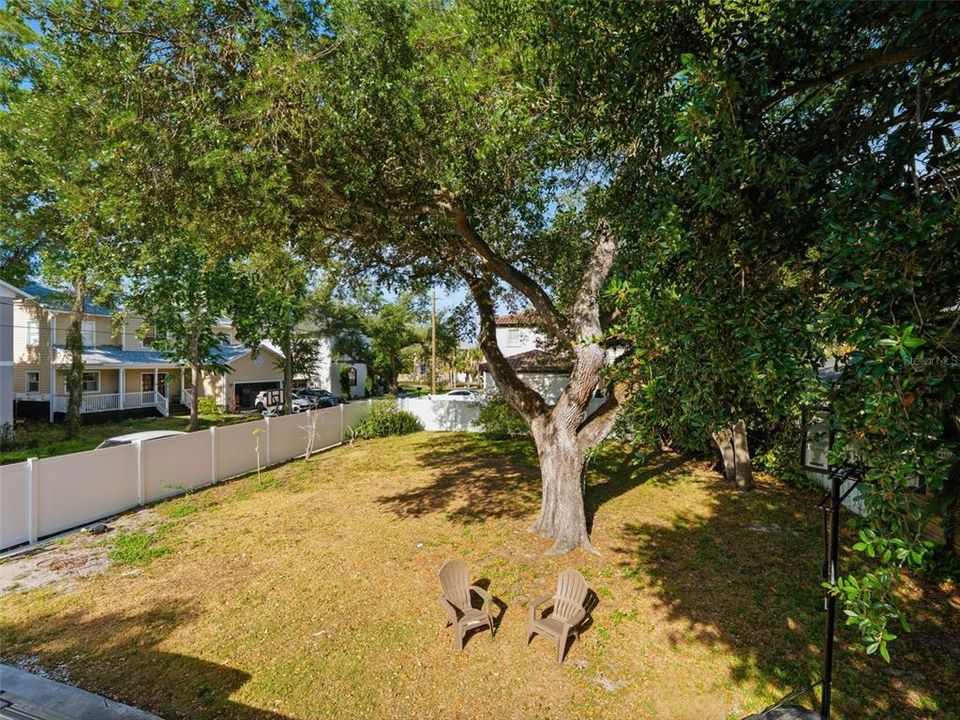 For Sale: $1,099,000 (4 beds, 3 baths, 1450 Square Feet)
