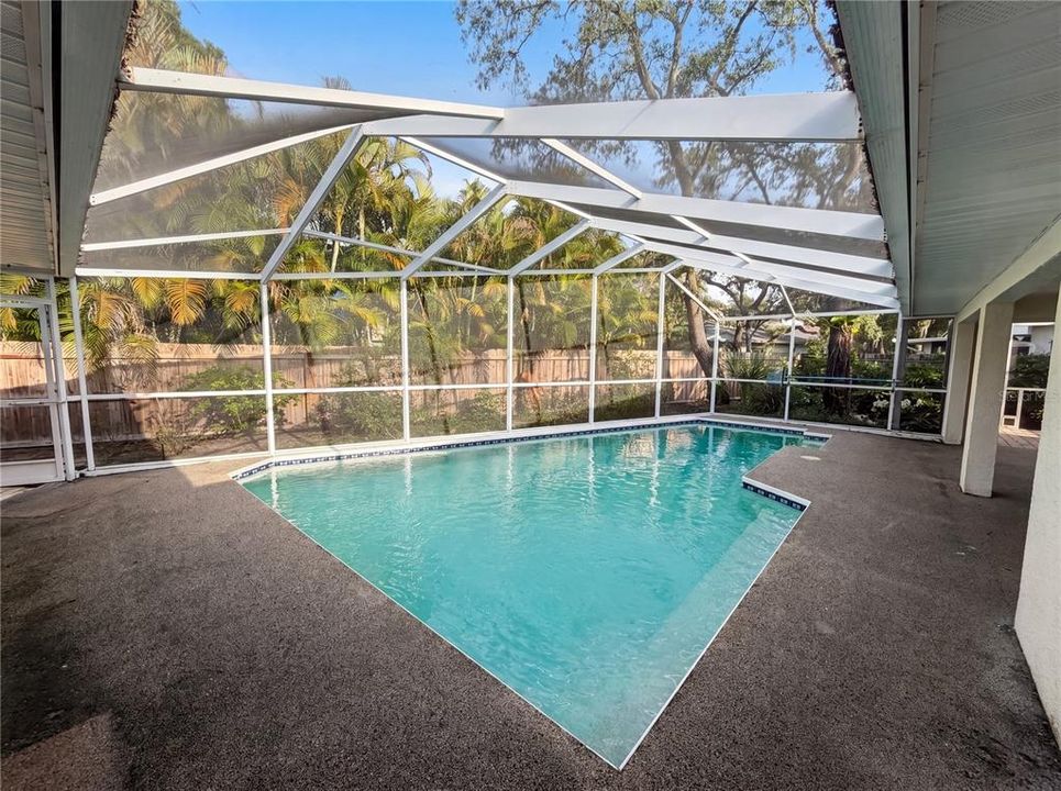 Active With Contract: $670,000 (3 beds, 2 baths, 2378 Square Feet)