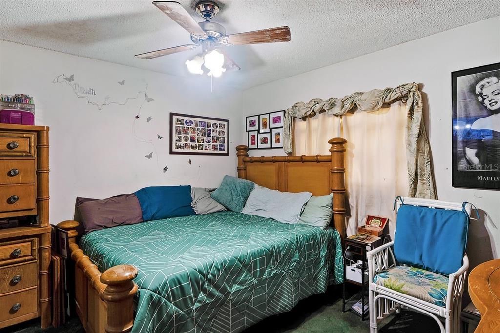 For Sale: $310,000 (2 beds, 1 baths, 1170 Square Feet)