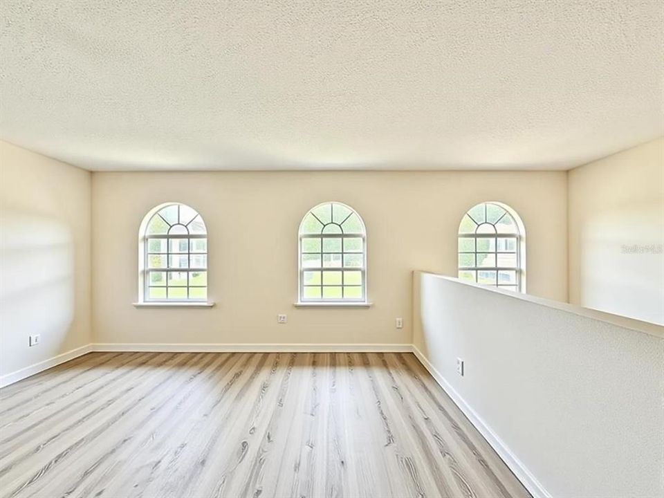 For Sale: $375,000 (4 beds, 3 baths, 3070 Square Feet)