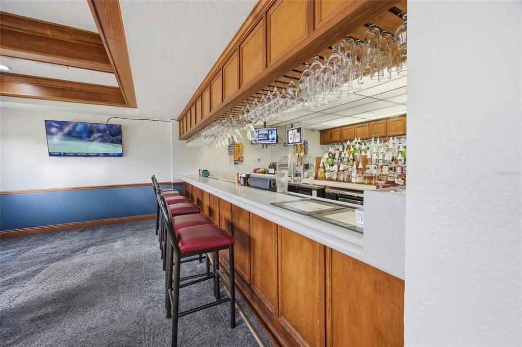 For Sale: $299,500 (3 beds, 2 baths, 1571 Square Feet)