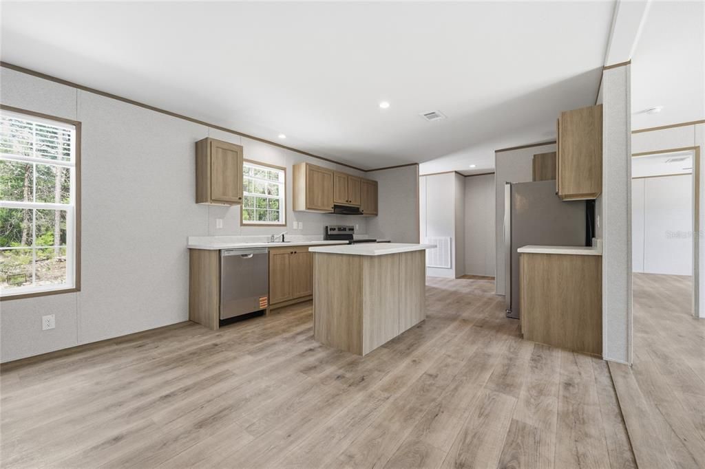 For Sale: $295,000 (4 beds, 2 baths, 1813 Square Feet)