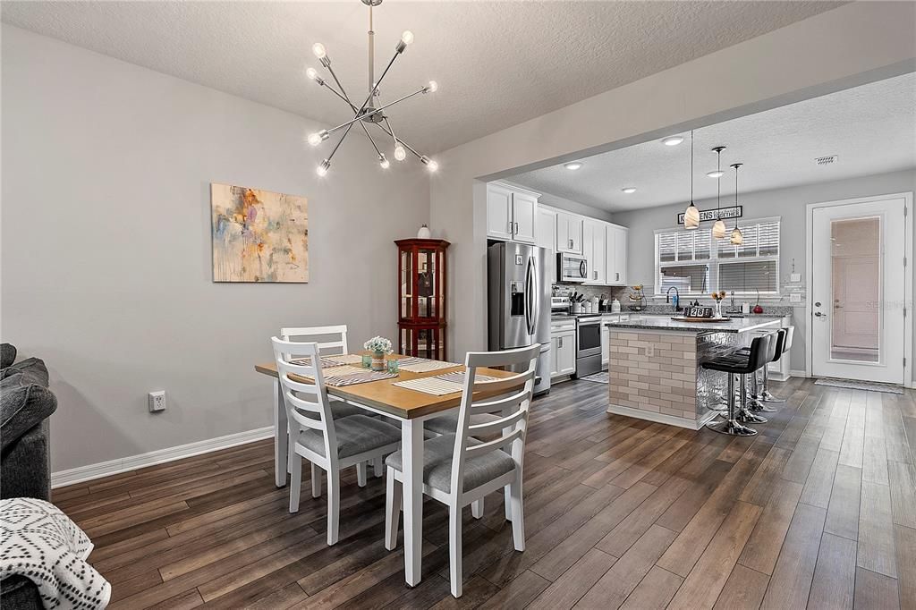 For Sale: $379,900 (3 beds, 2 baths, 1620 Square Feet)