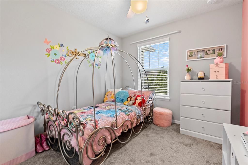 For Sale: $379,900 (3 beds, 2 baths, 1620 Square Feet)