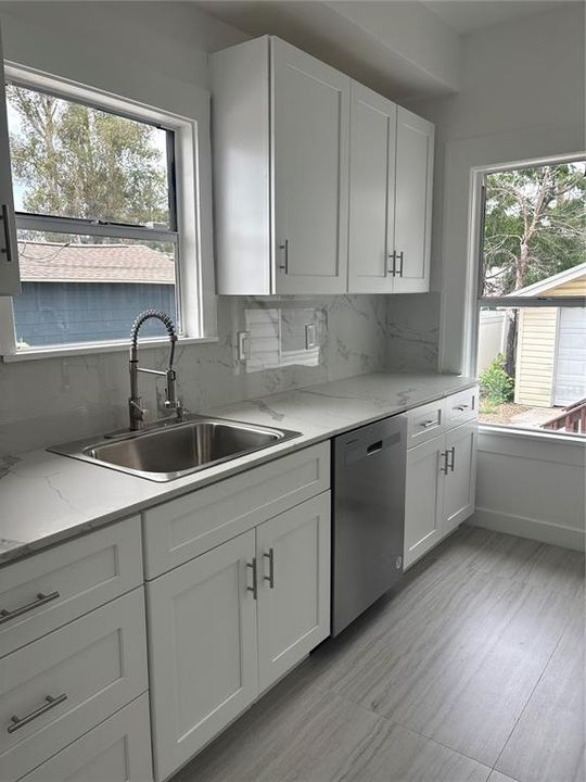 For Rent: $2,900 (4 beds, 2 baths, 1448 Square Feet)