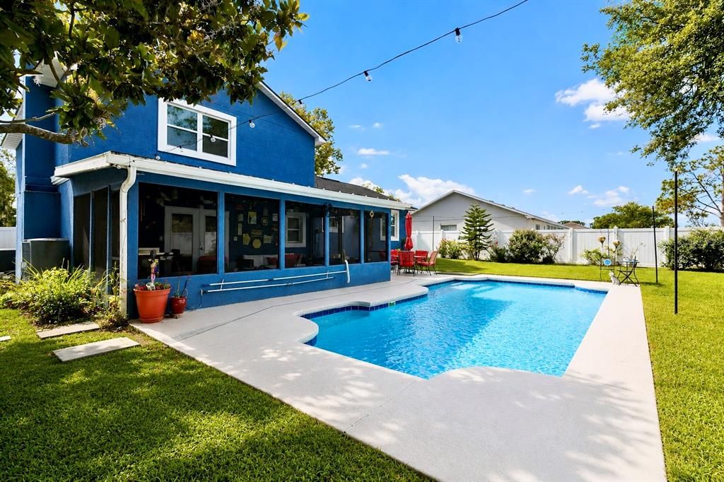 En Venta: $500,000 (4 camas, 2 baños, 1656 Pies cuadrados)