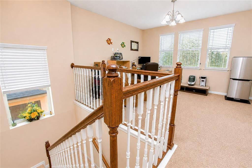En Venta: $549,900 (4 camas, 2 baños, 2285 Pies cuadrados)