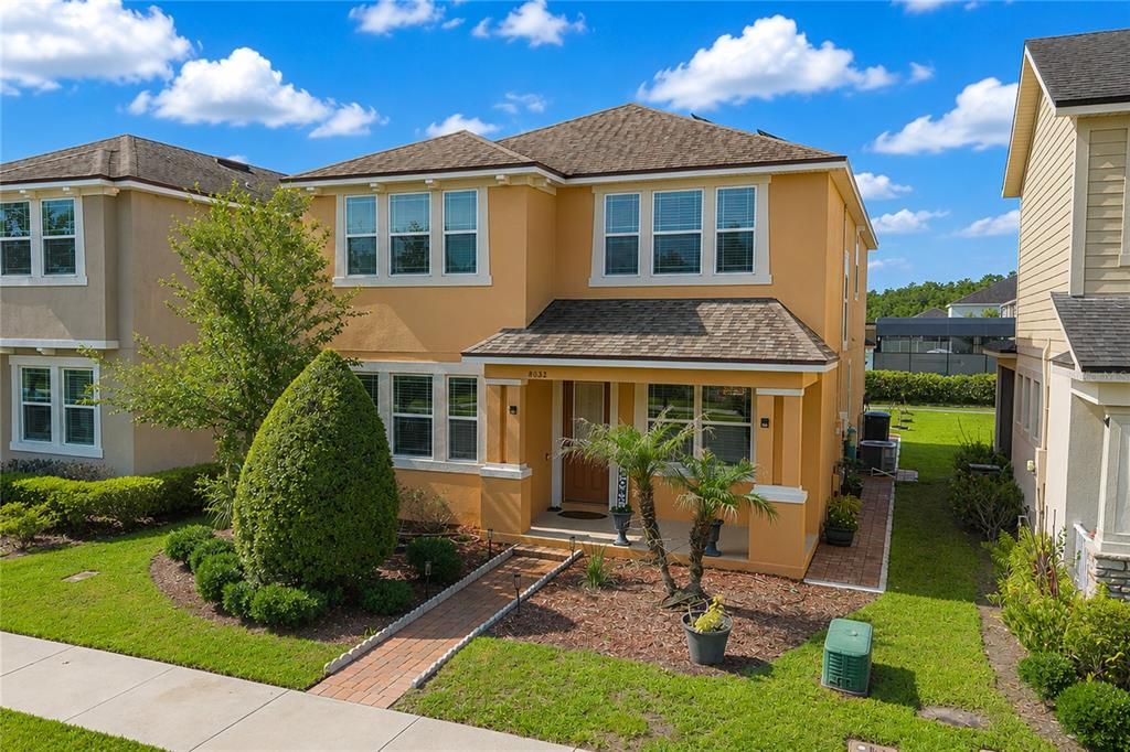 En Venta: $549,900 (4 camas, 2 baños, 2285 Pies cuadrados)