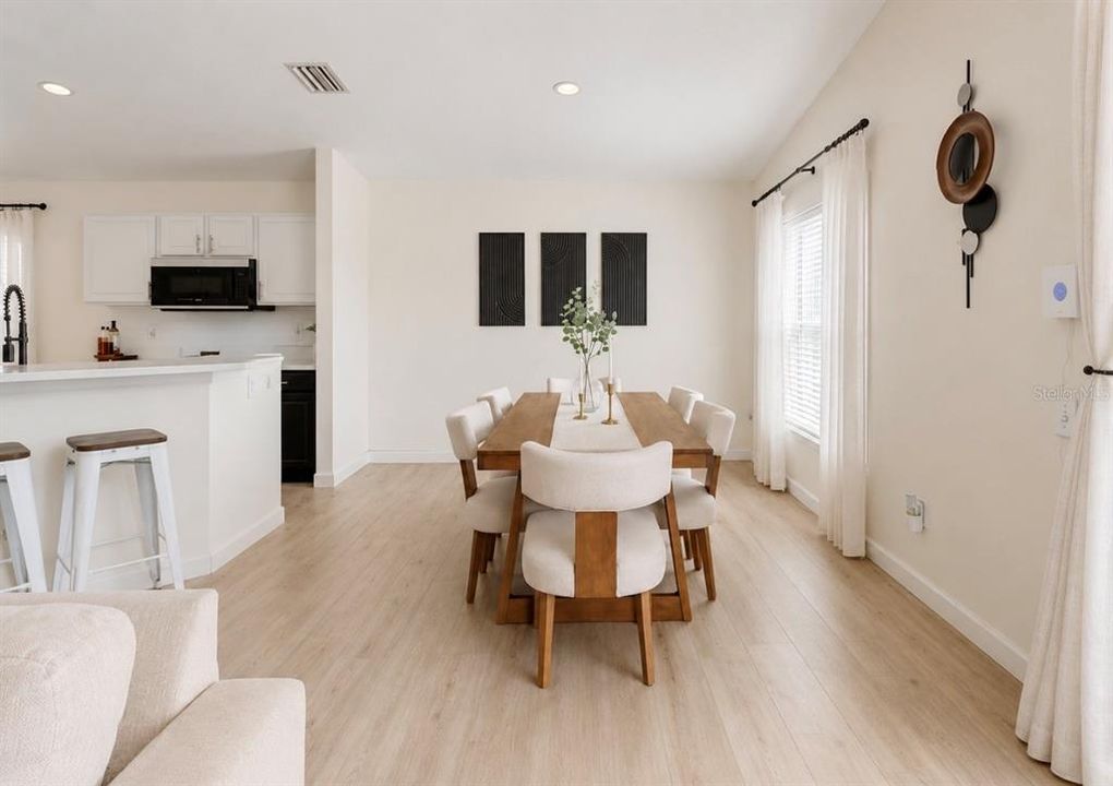 En Venta: $354,900 (3 camas, 2 baños, 1507 Pies cuadrados)