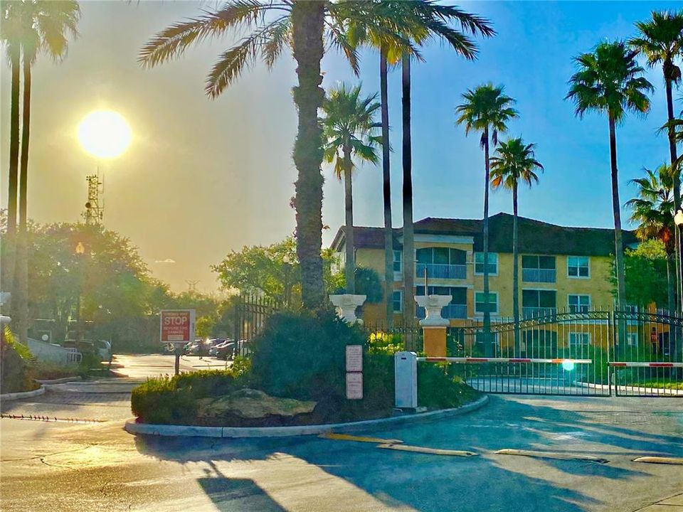 For Rent: $1,800 (2 beds, 2 baths, 1142 Square Feet)