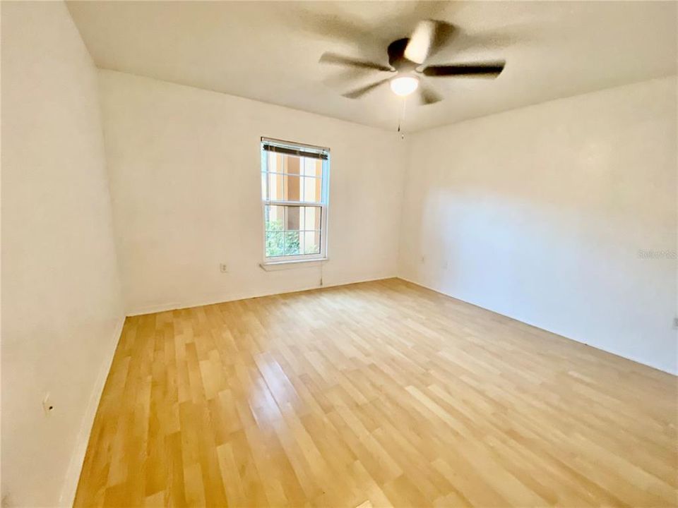 For Rent: $1,800 (2 beds, 2 baths, 1142 Square Feet)