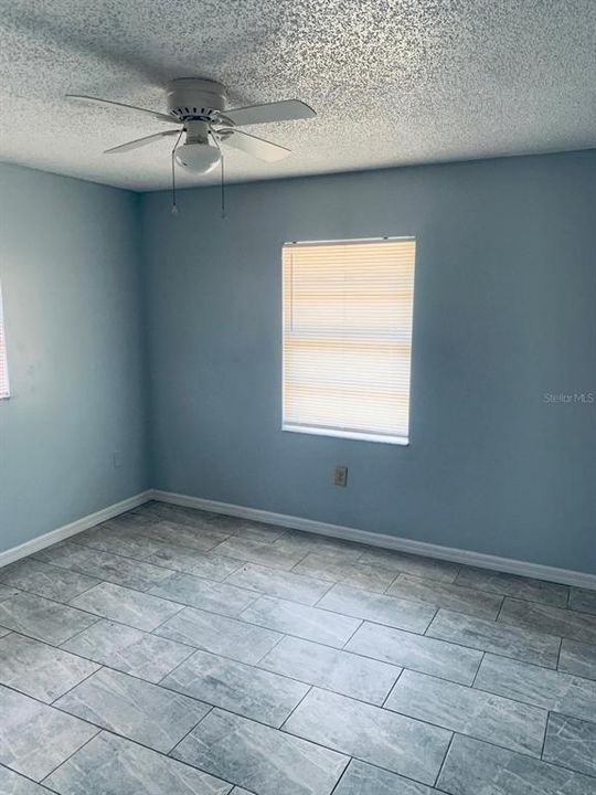 For Rent: $1,125 (2 beds, 1 baths, 914 Square Feet)