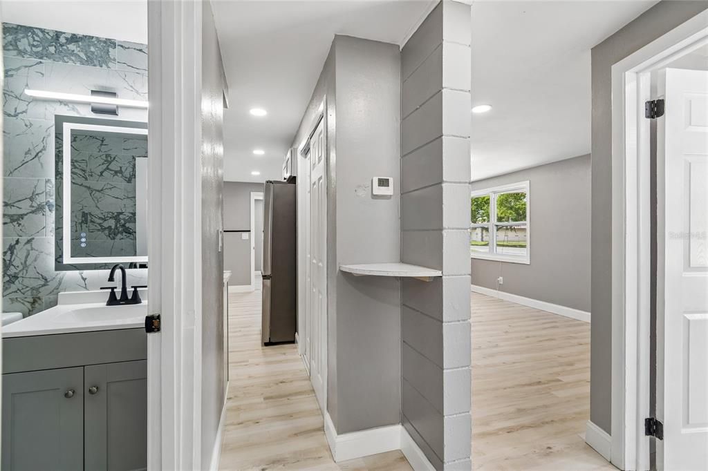 For Sale: $292,000 (3 beds, 2 baths, 1324 Square Feet)