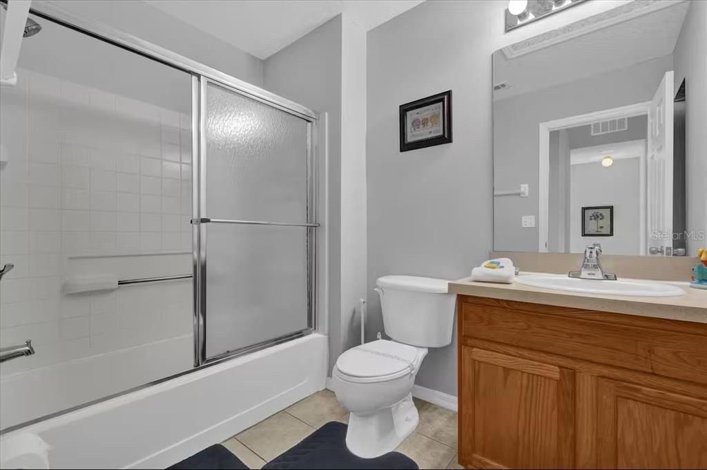 En Venta: $258,000 (3 camas, 2 baños, 1291 Pies cuadrados)