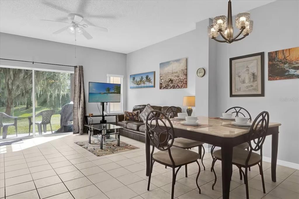 En Venta: $258,000 (3 camas, 2 baños, 1291 Pies cuadrados)